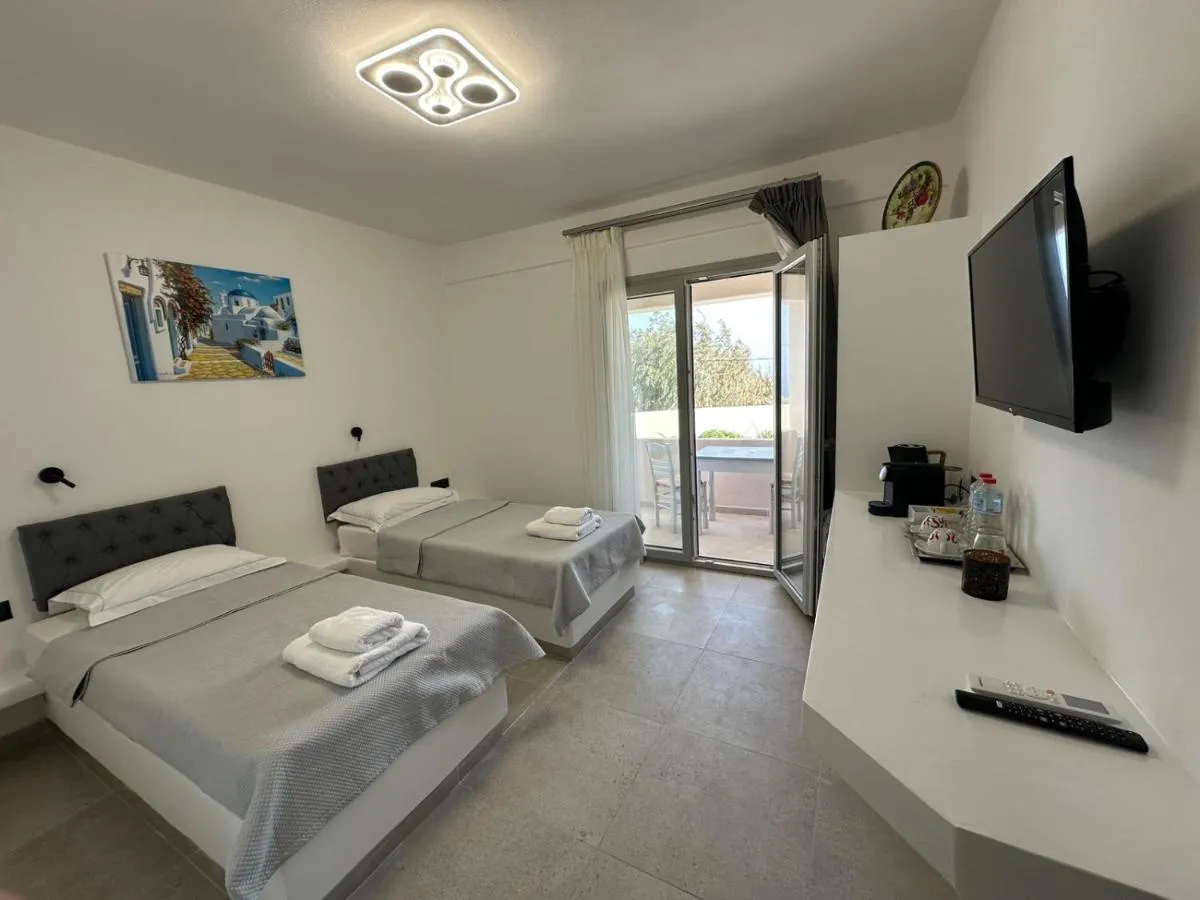 لوفلي هوت ل — صورة 3