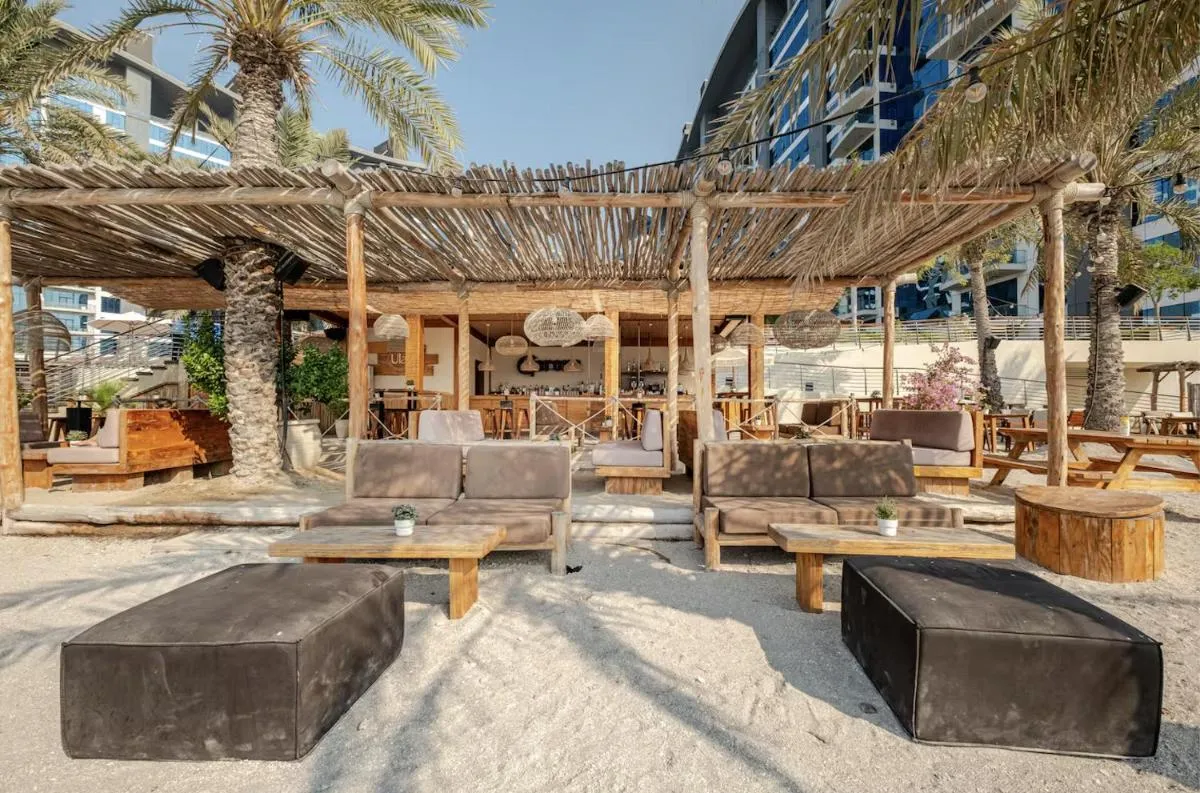 ⁨Palm Jumeirah - Luxe Infinity Pool I Direct Beach Access⁩ — صورة 17