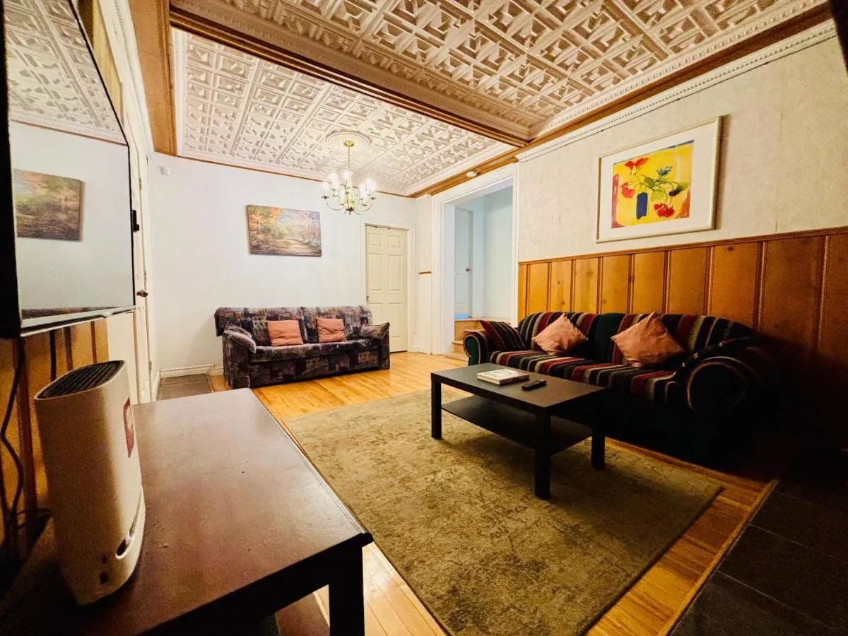 رليابل و كومفورتابل ستاي فري باركينغ — صورة 4