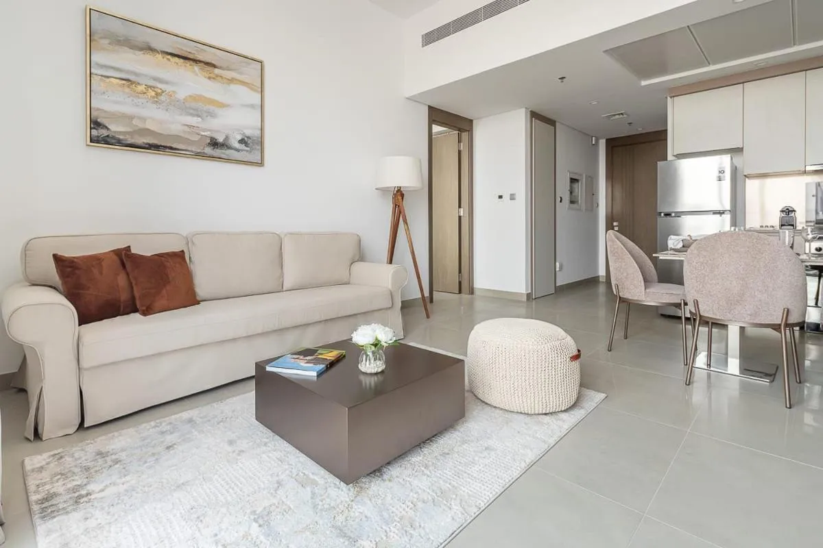 Frank Porter - Bluebell Residence JVC — صورة 3