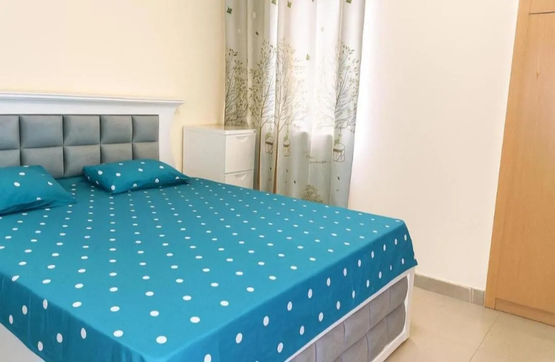 ⁨MONTHLY RENTAL 2BEDROOM VACATION HOME APARTMENT IN SHARJAH DUBAI BORDER BY MAUON TOURISM⁩ — صورة 14