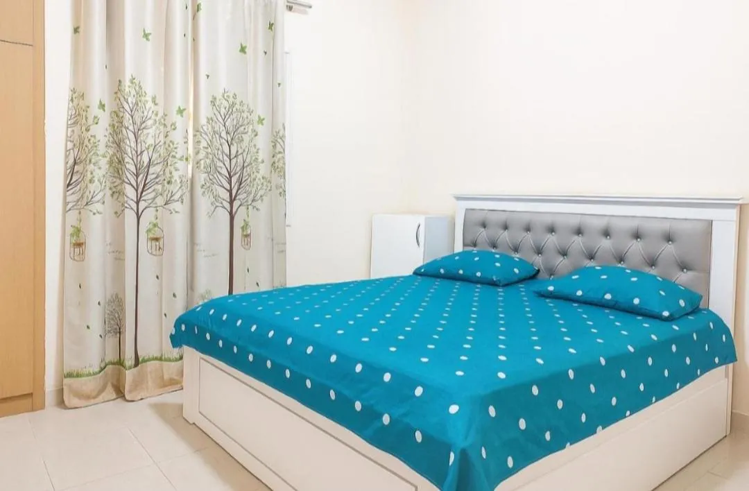 ⁨MONTHLY RENTAL 2BEDROOM VACATION HOME APARTMENT IN SHARJAH DUBAI BORDER BY MAUON TOURISM⁩ — صورة 13