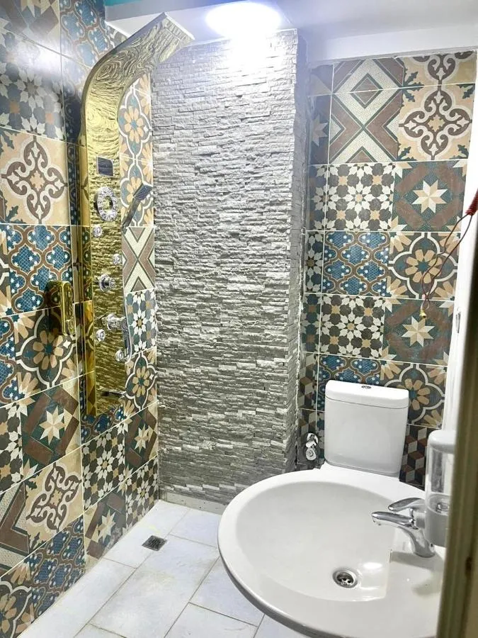 ⁨لاكجري ورينتا بيراميدس⁩ — صورة 10