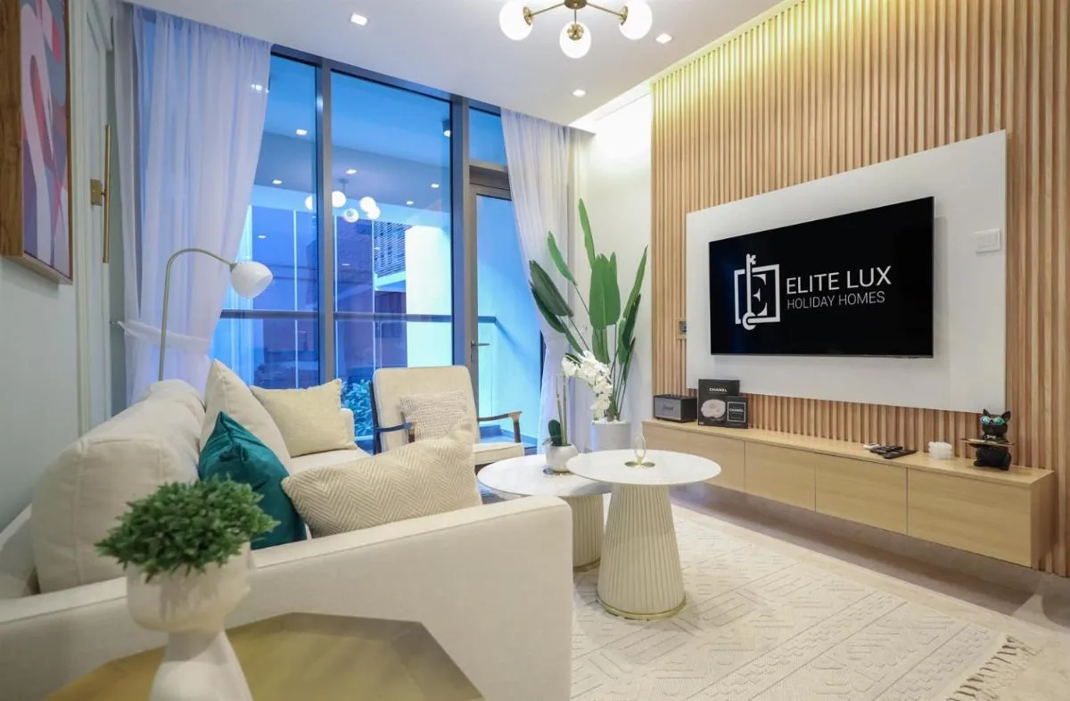 Elite LUX Holiday Homes - Elegant 2BR Suite in Business Bay, Dubai — صورة 2