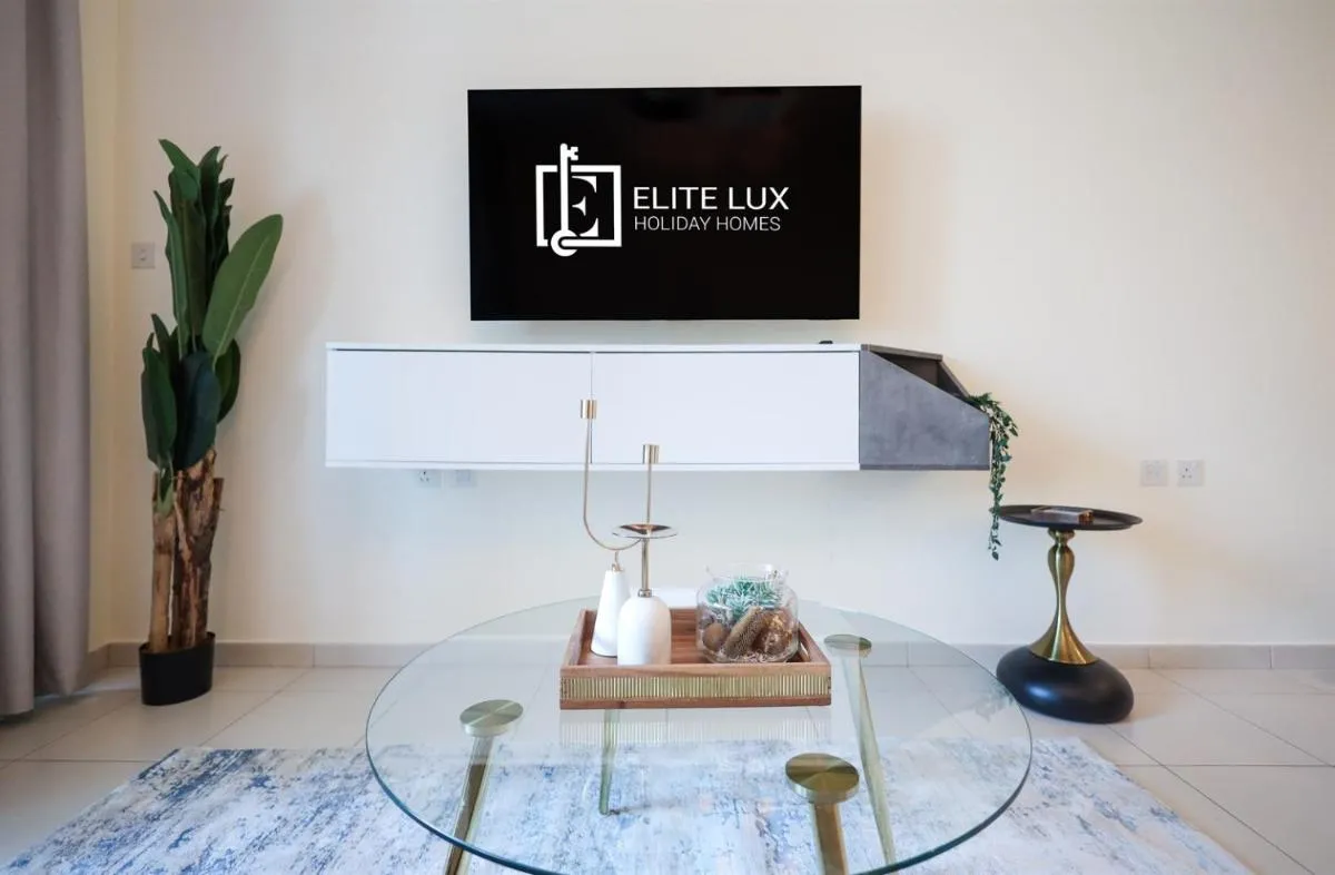 Elite LUX Holiday Homes - Modern Comfort Studio in Business Bay, Dubai — صورة 3