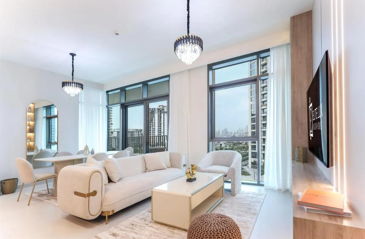 Elite LUX Holiday Homes - Dubai Creek Oasis 2BR Luxe w Burj View