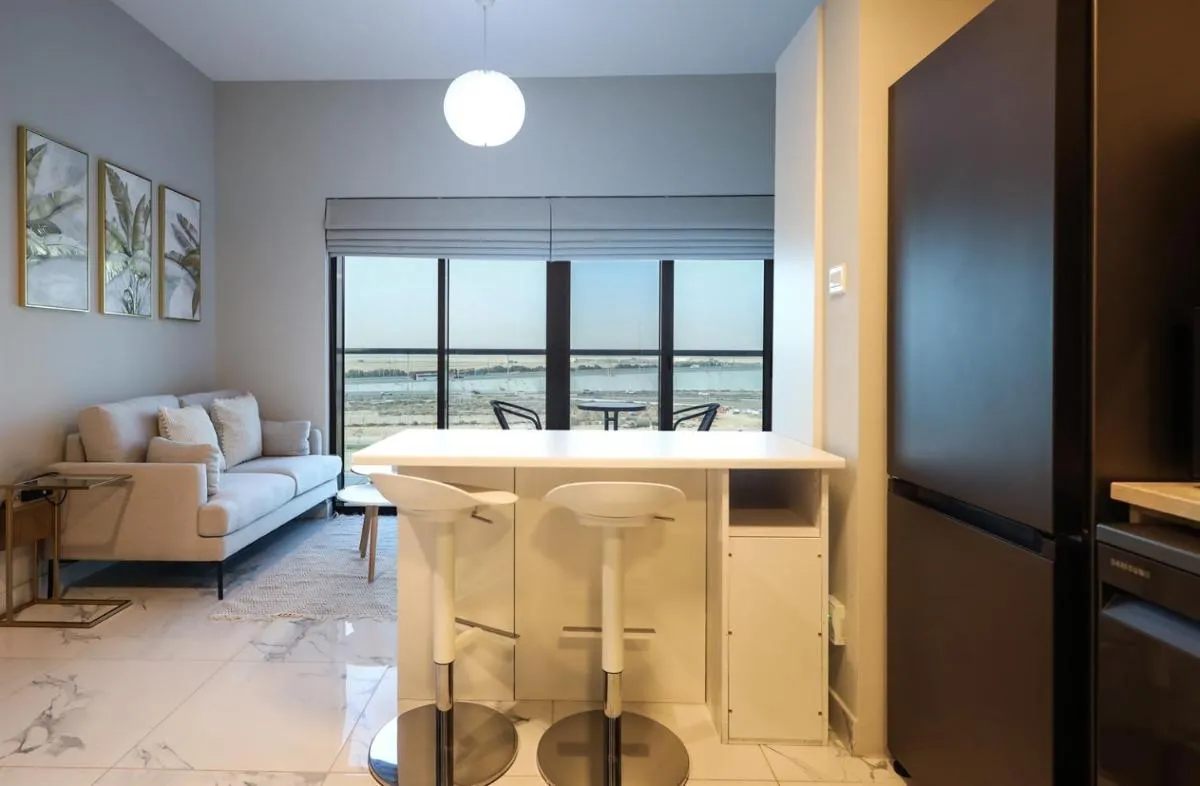Elite LUX Holiday Homes - Cozy 2BR Getaway Minutes from Expo City, Dubai — صورة 4