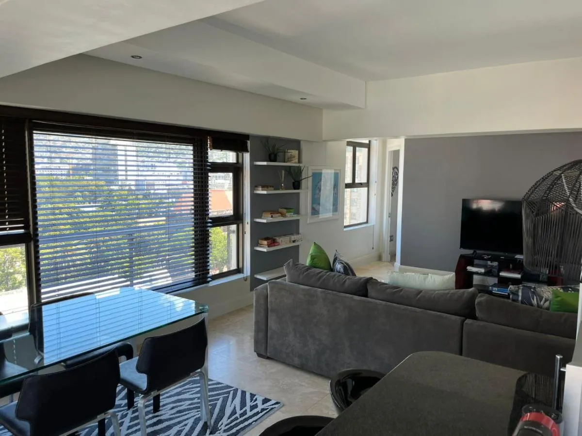 ستيليش منزل ين هيرت وف كاب توونس هيستوريك — صورة 3