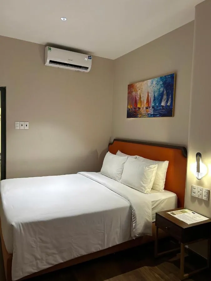 سالوت سايغون و سبا — صورة 4