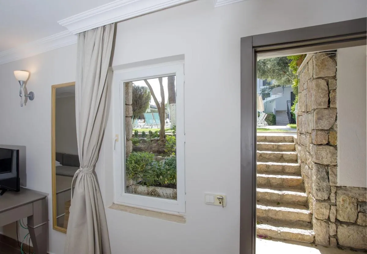 فندق مونشاين آند سويتس — صورة 3