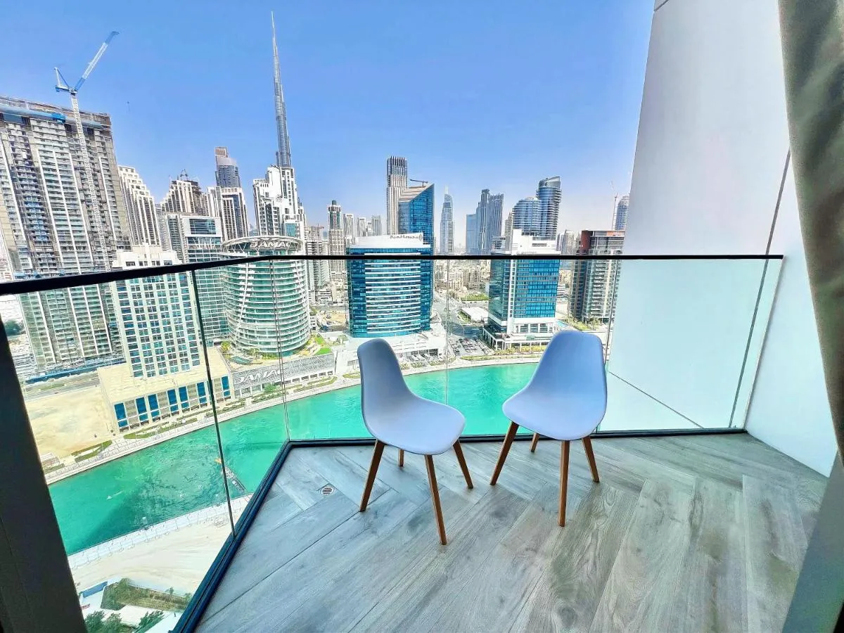 ذا بينينسولا تهريي بوسينيسسباي, دوباي — صورة 3