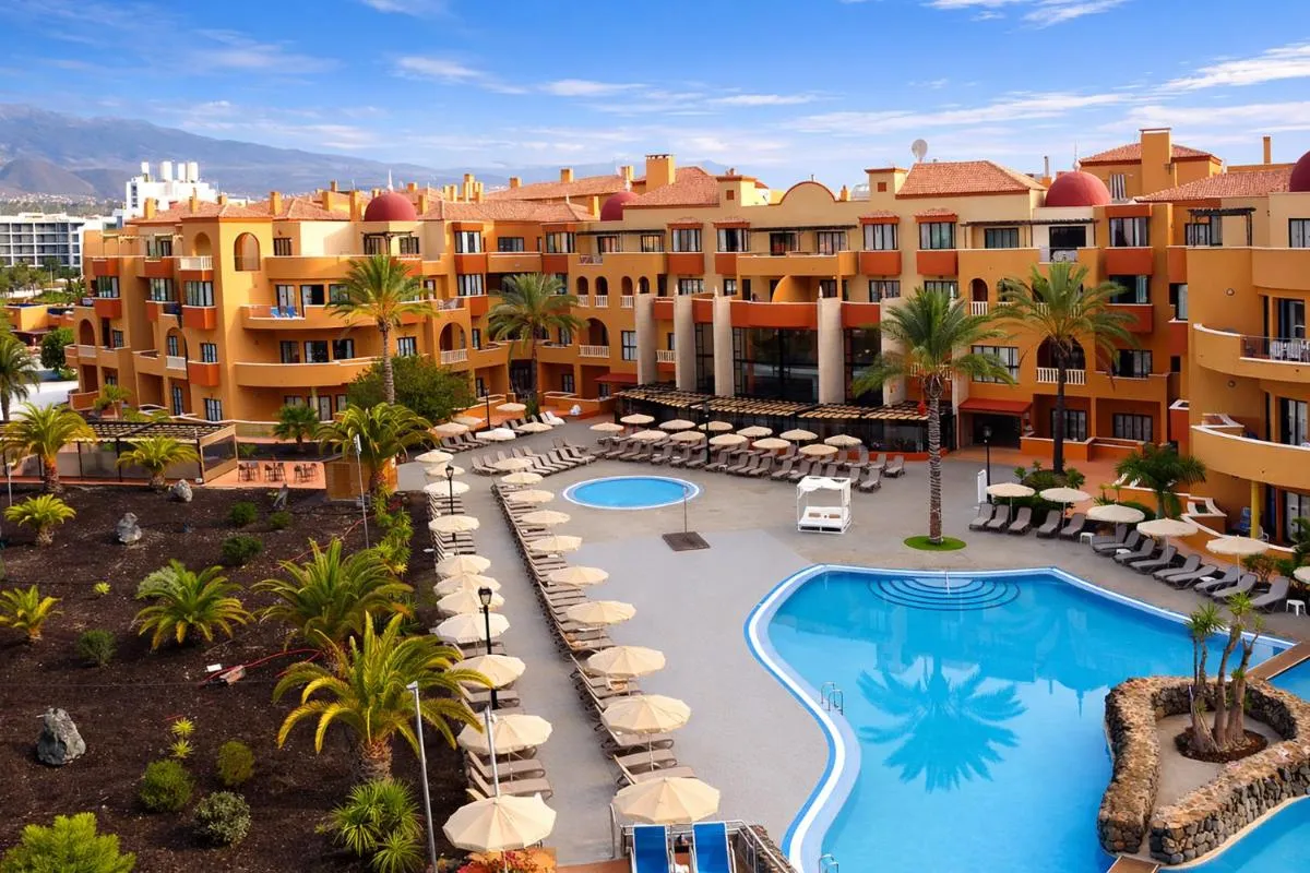 غراند موثو غولف بلازا و سبا - تينيريفي، إسبانيا