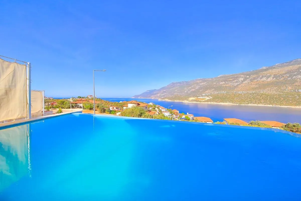 جاميس بانسييون بلو سي فييو فيلات كاş ذا بينينسولا — صورة 2