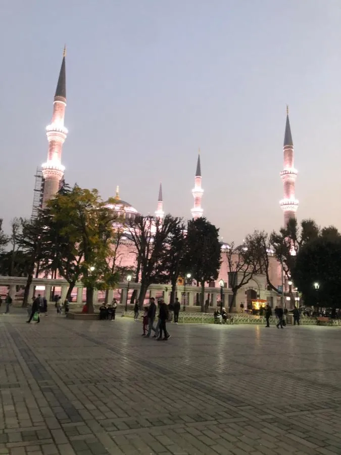 BACHOS HOTEL SULTANAHMET sea view terrace — صورة 2
