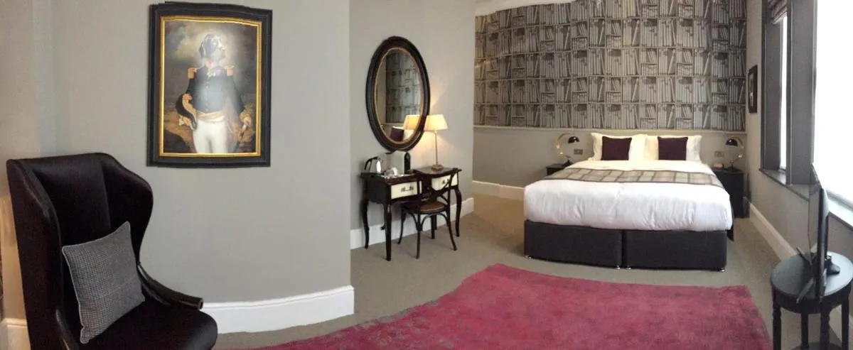 ون تون بوب و رومس — صورة 4