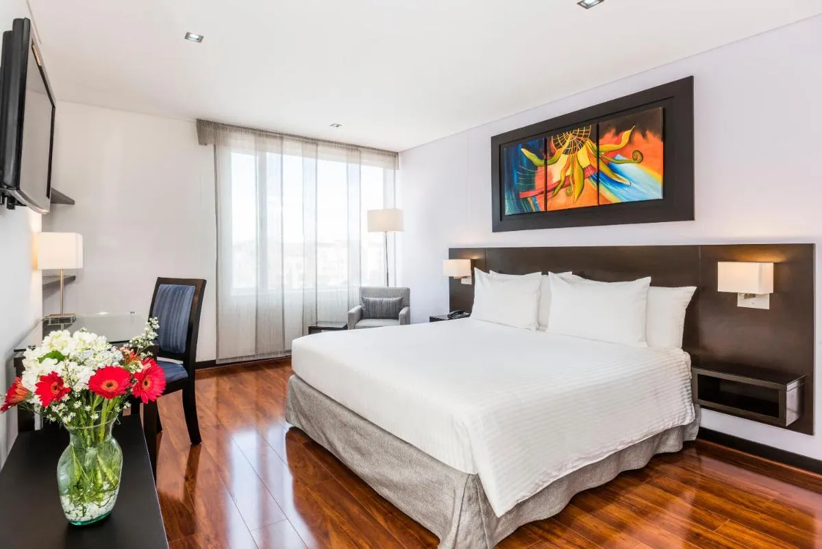 ون سيكستين - بوغوتا، كولومبيا