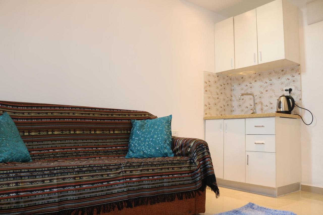 Jerusalem Garden Home - Housity