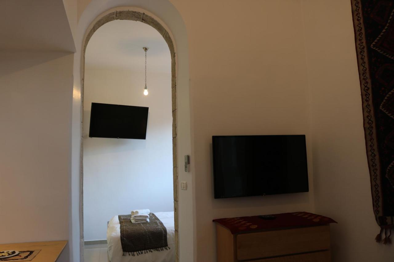 Jerusalem Garden Home - Housity