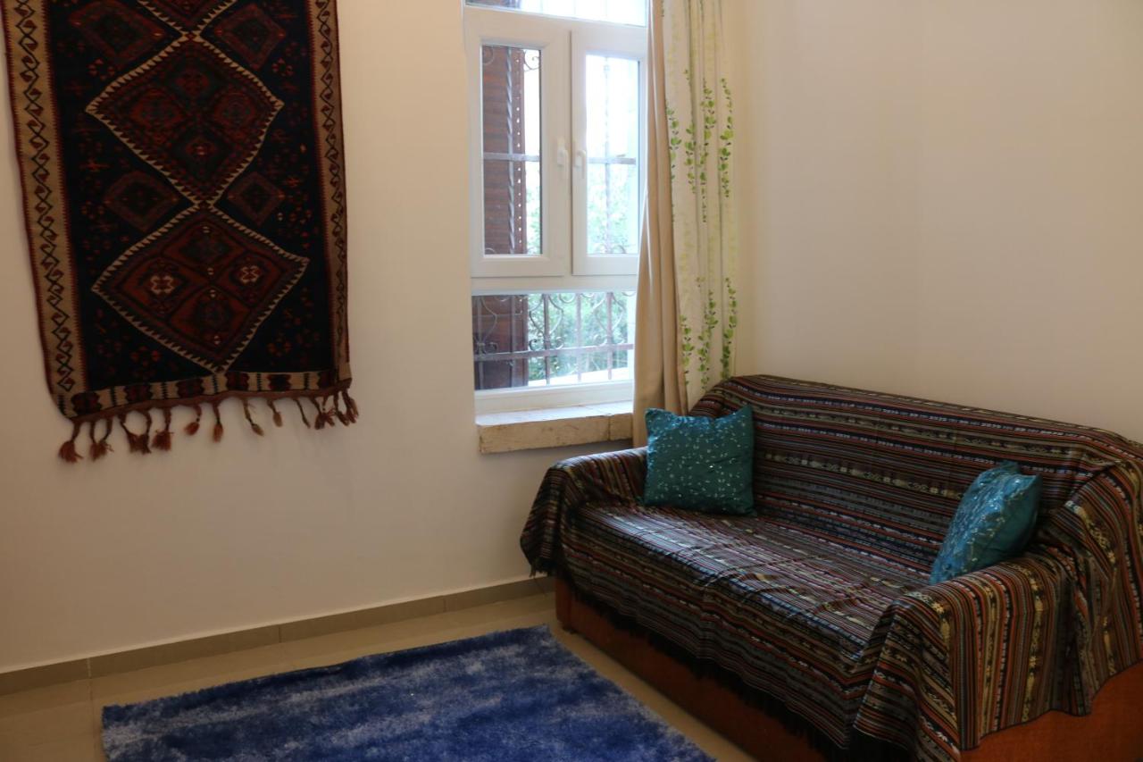 Jerusalem Garden Home - Housity