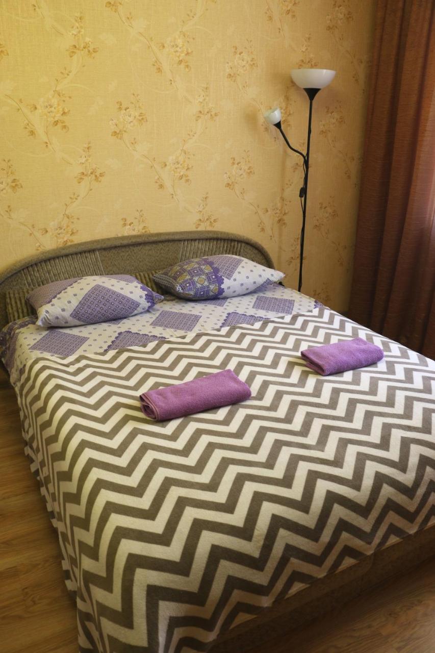 on 2nd Metallistov - Housity