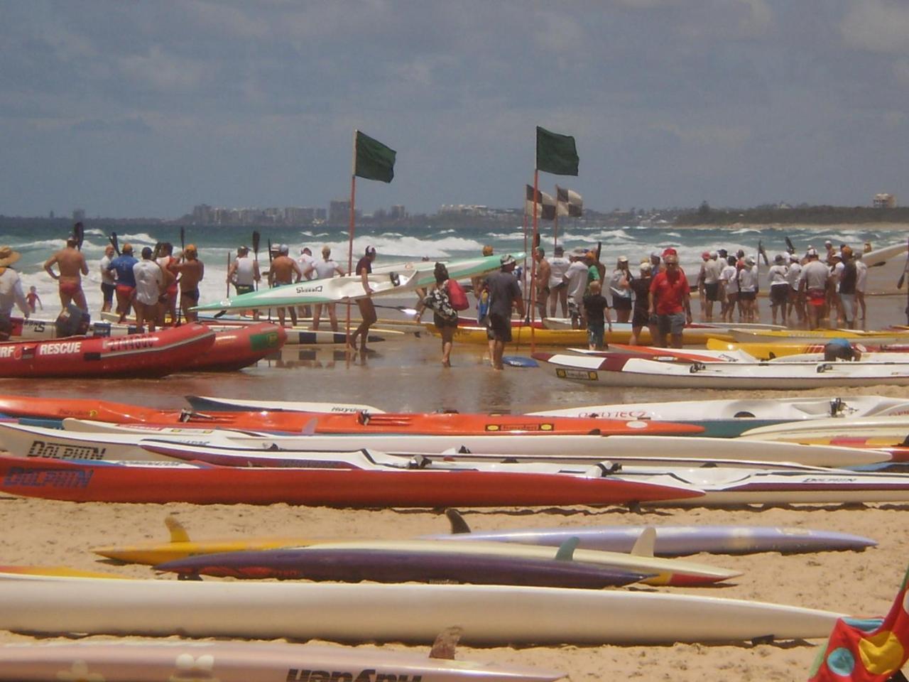 Surf Club Apartments - Housity