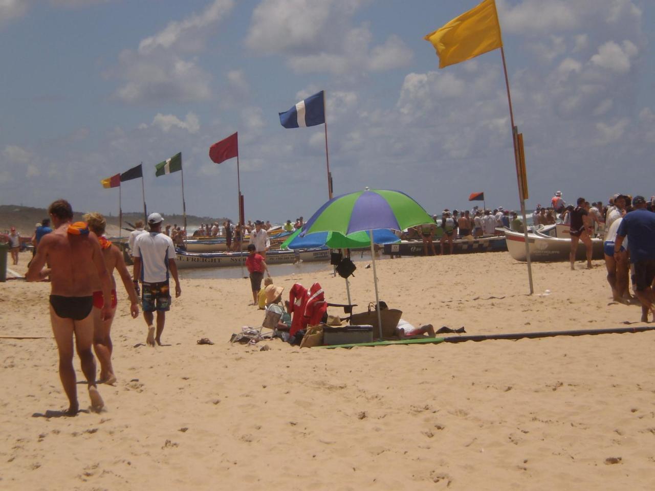 Surf Club Apartments - Housity
