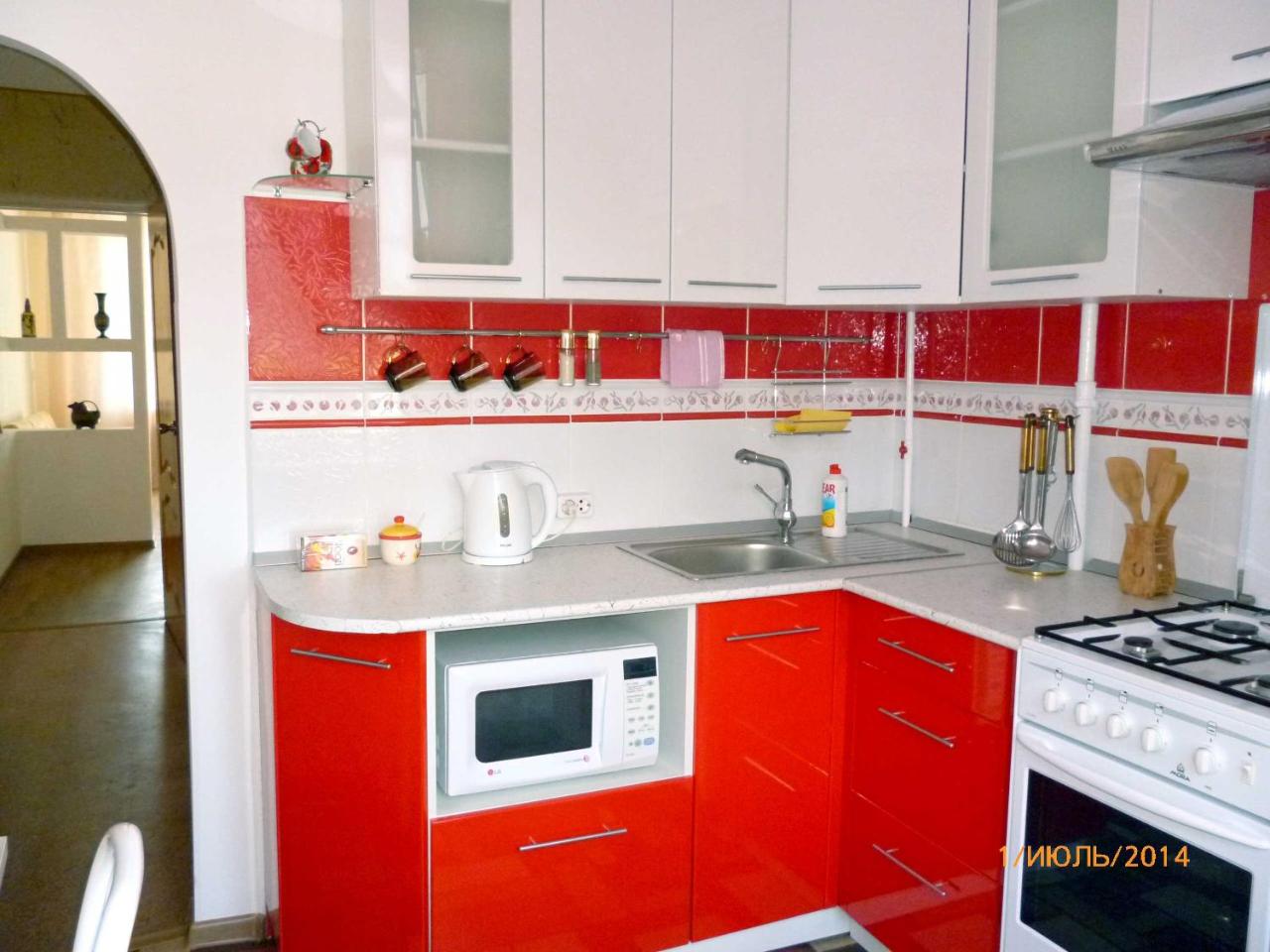 on ulitsa Komsomolskaya 8 - Housity