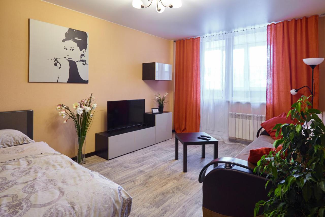 on Markovnikova 10A - Housity