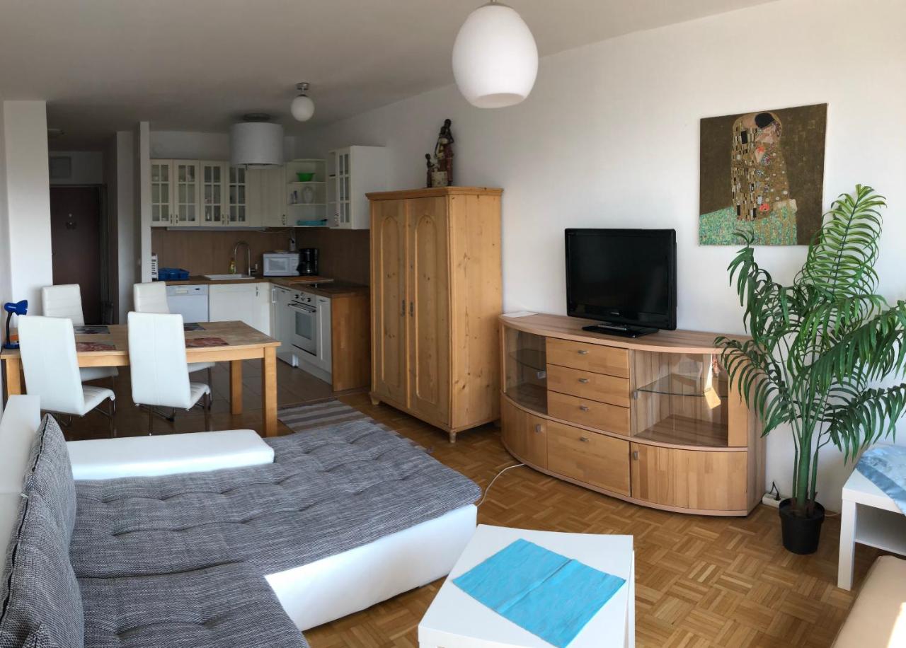 Salzburg  Business - Housity