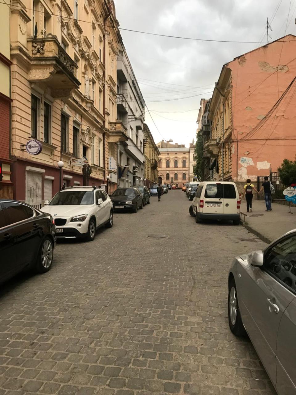 on Hoholya Street - Housity