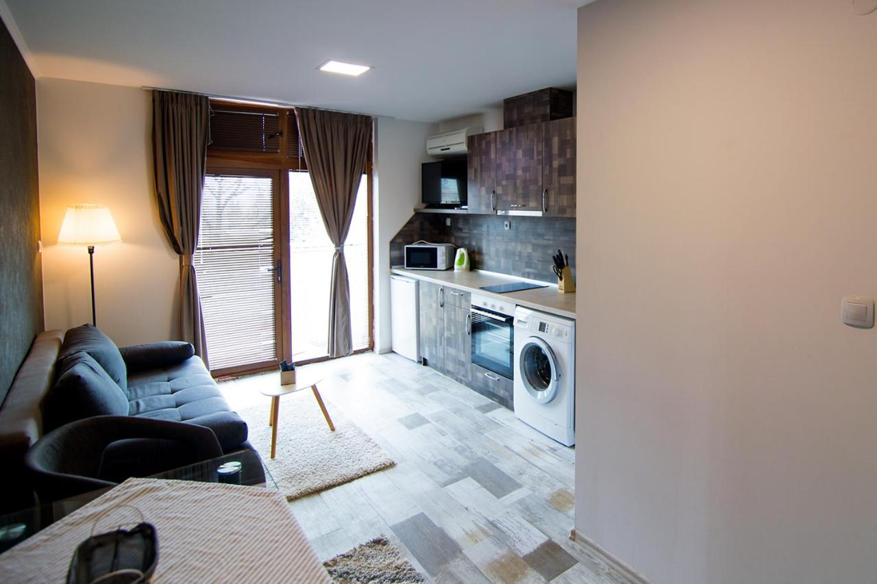 Zara - Housity