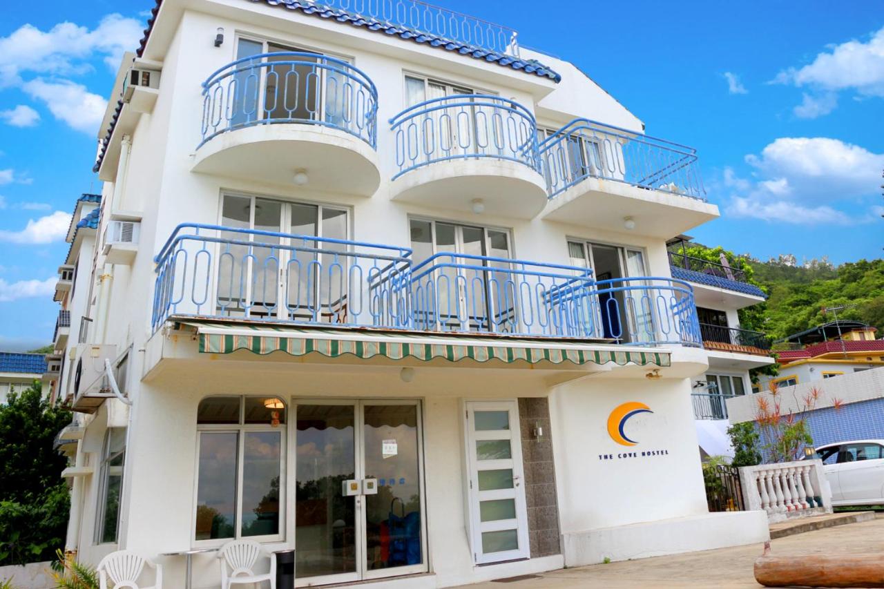 The Cove Hostel Tong Fuk Dolphin Hong kong