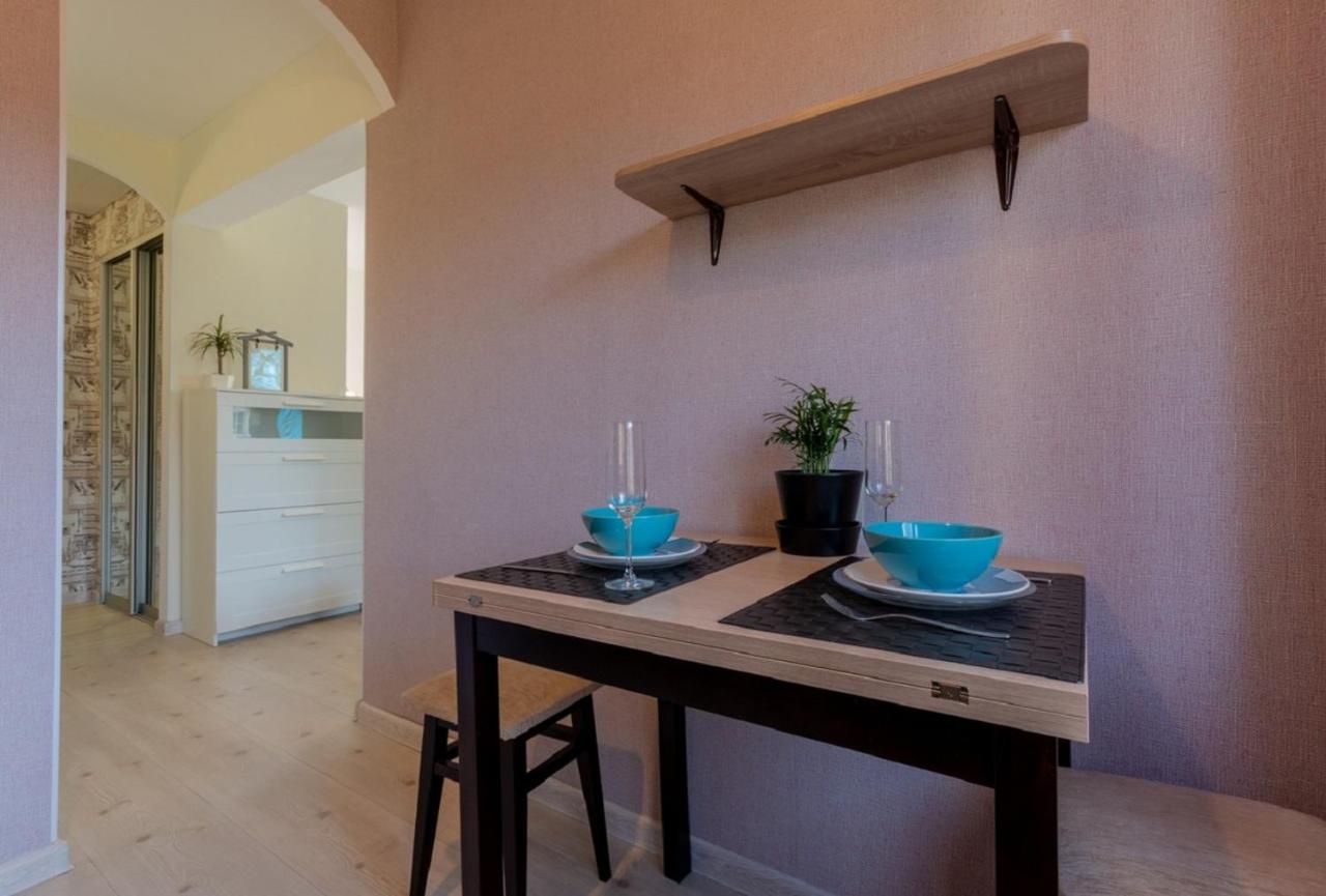 Apartamenty volga na bakinskoi volgograd - Housity