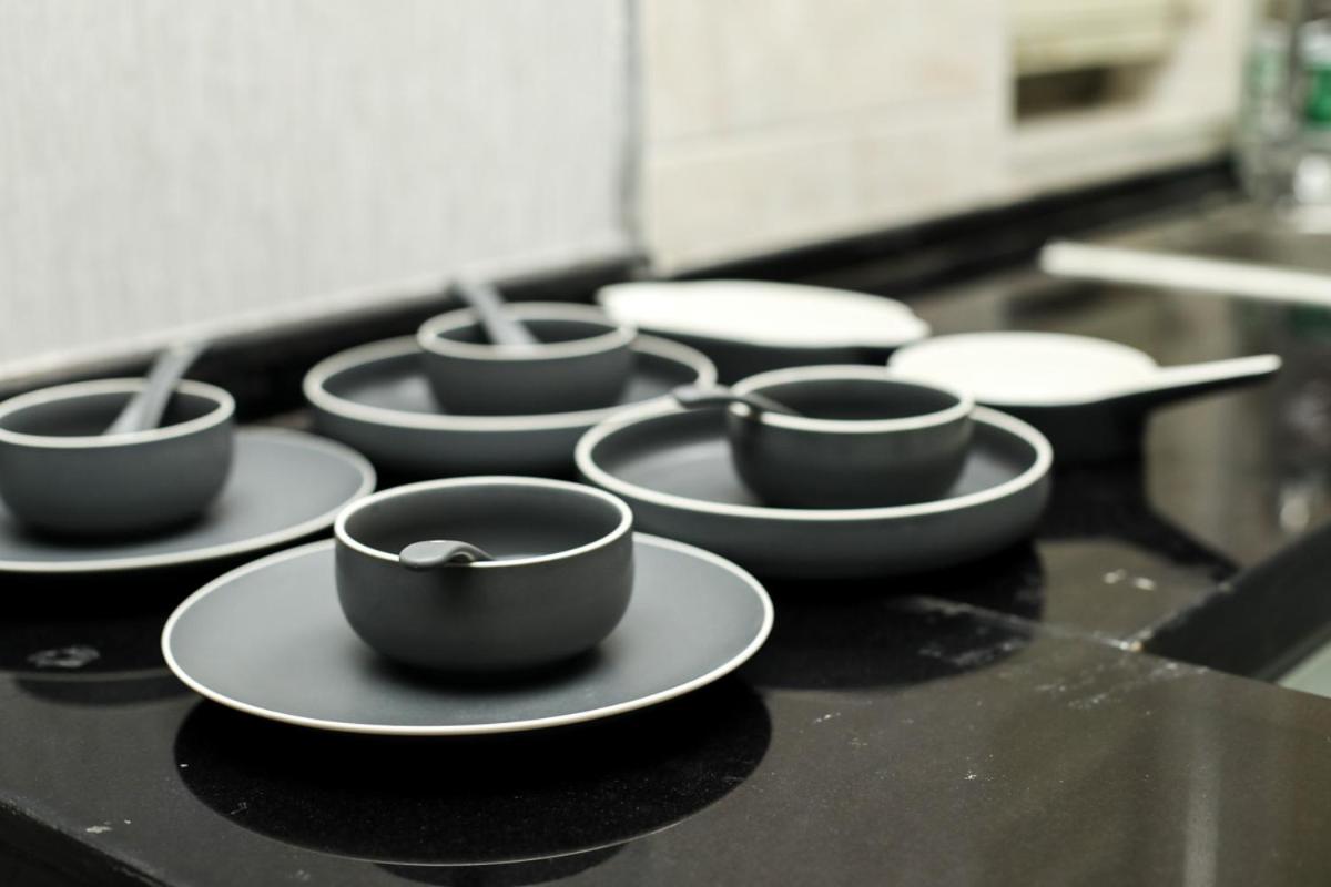 Henan Kaifeng·Dragon Pavilion· Locals  00137980 - Housity