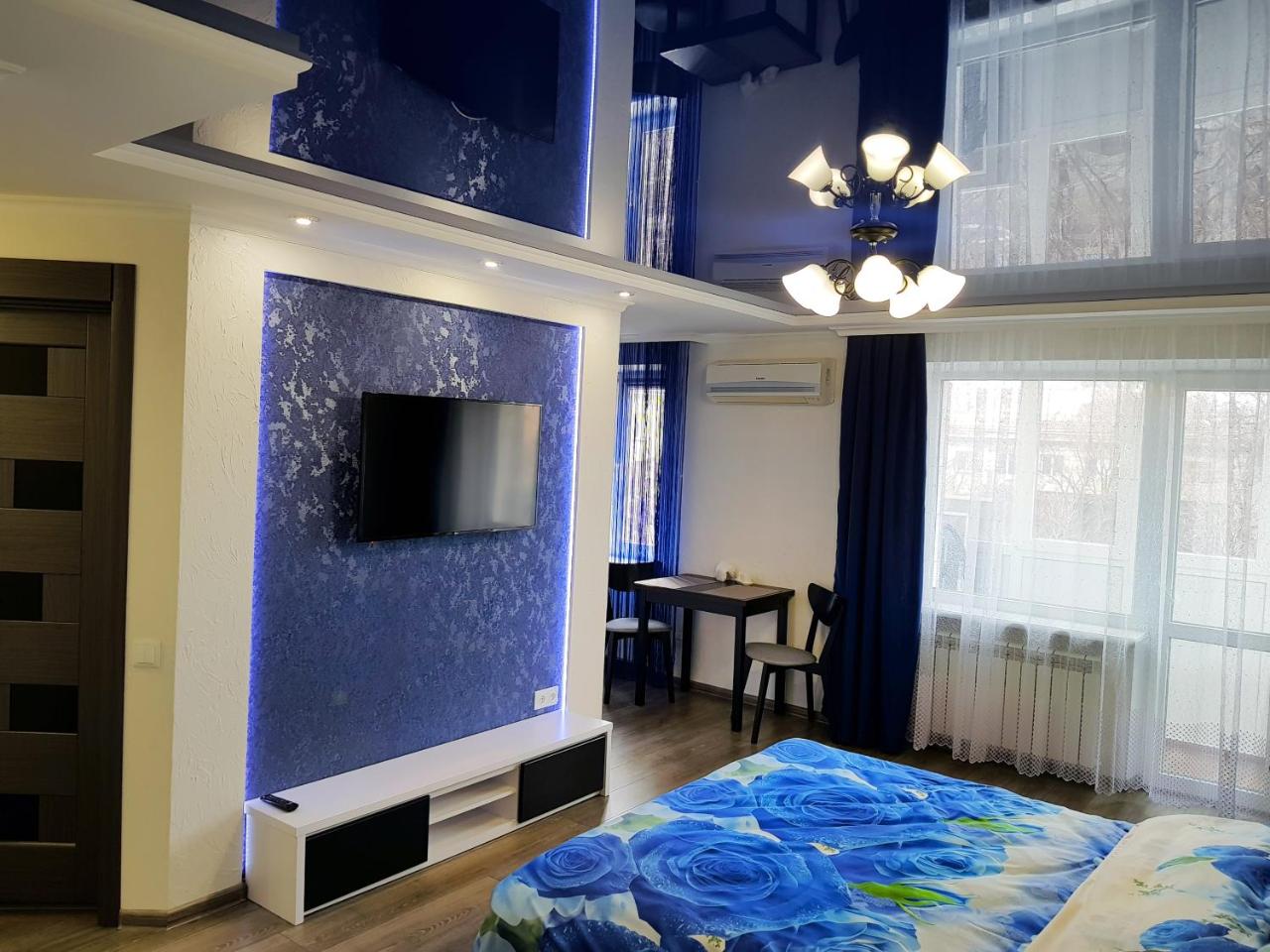 Sapphire Deluxe - Housity