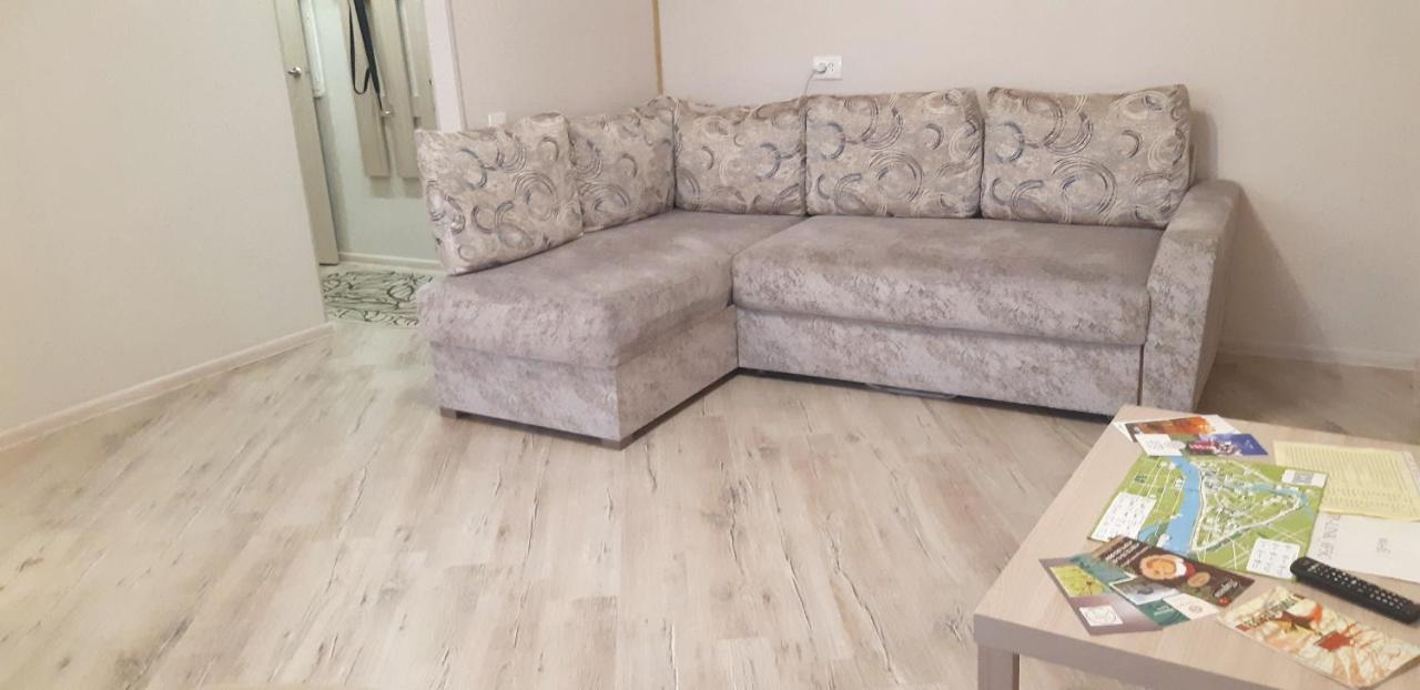 on naberezhnoy Velikoy - Housity