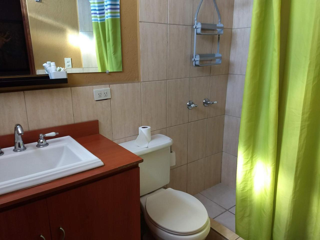Give House - Housity