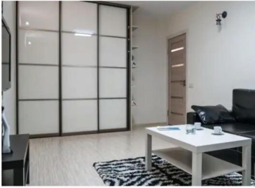 s on Zaslonova32 - Housity