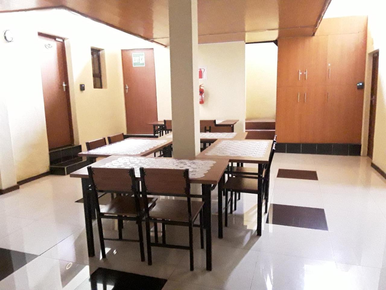 The Grand Suites - Housity