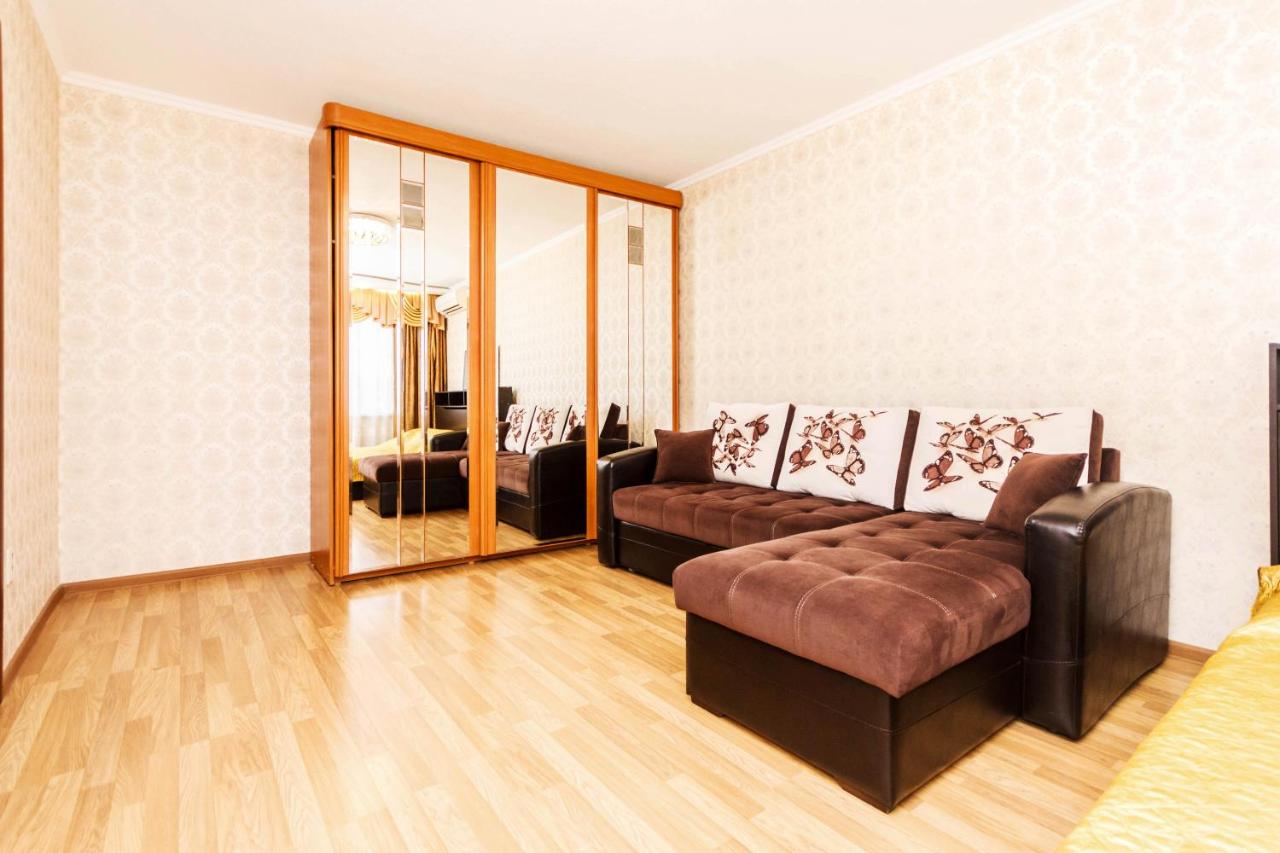 on Sevastopolskaya - Housity