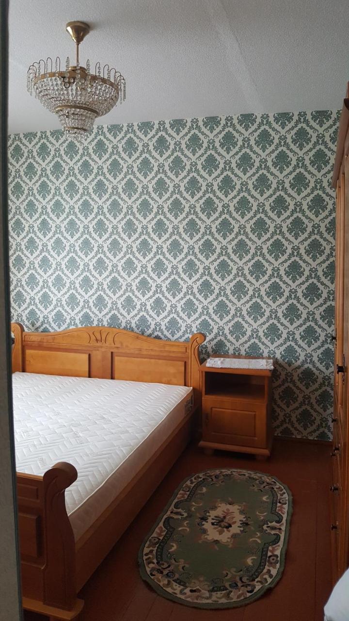 on Naberezhnaya - Housity