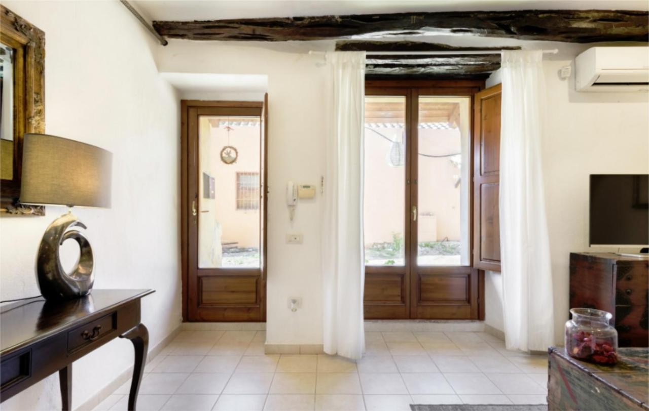 The heart of Cagliari, cozy 2 bedroom apartment - Housity