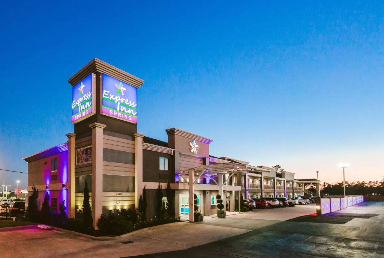 Image: Express Inn - Spring