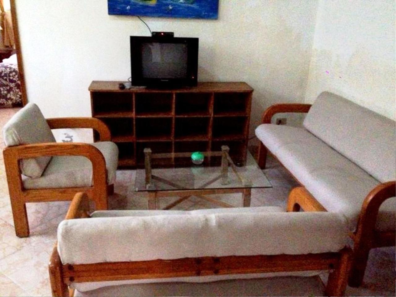 Pacot Breeze Hotel - Housity