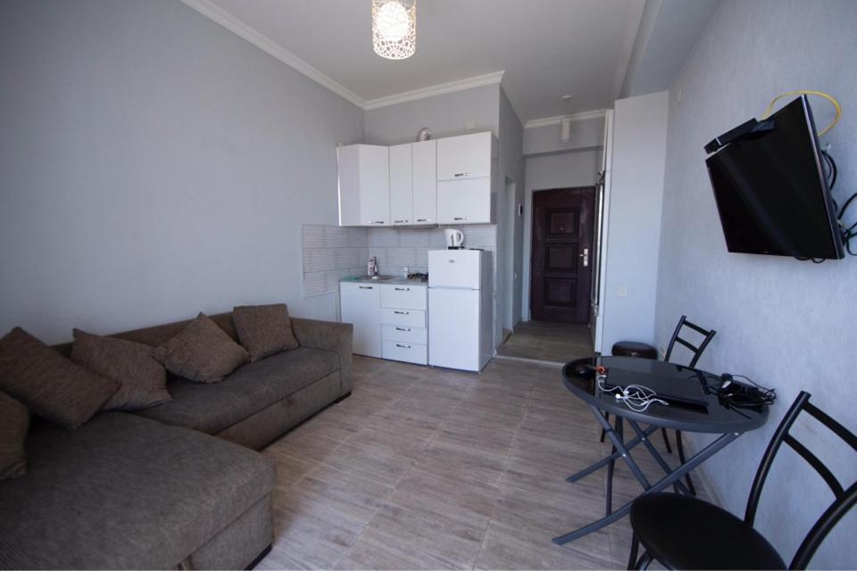 56 - Housity