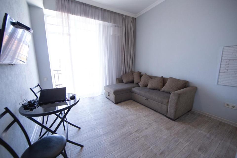 56 - Housity