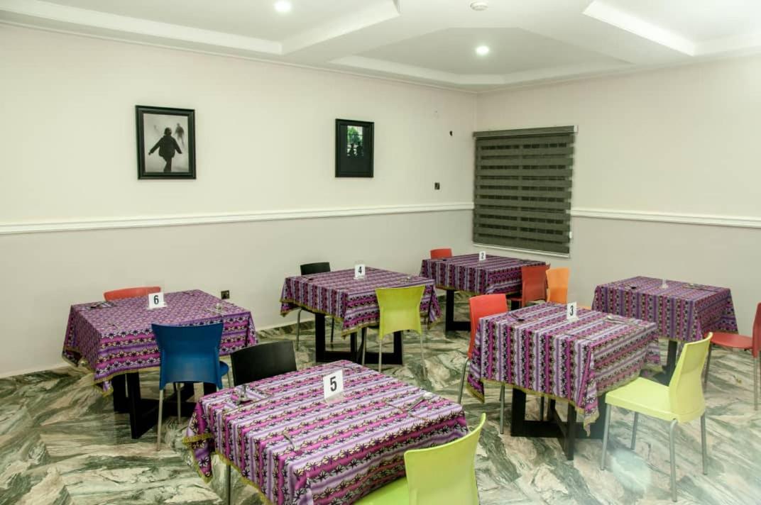 JBS Residence - Housity