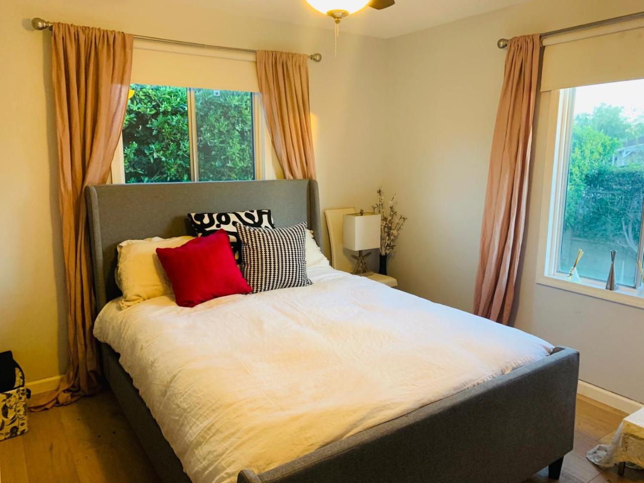 Gorgeous Home for your next stay - Housity