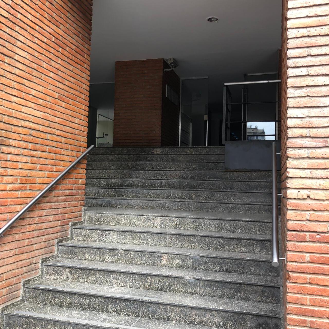 departamento calle salta nuevo temporario - Housity