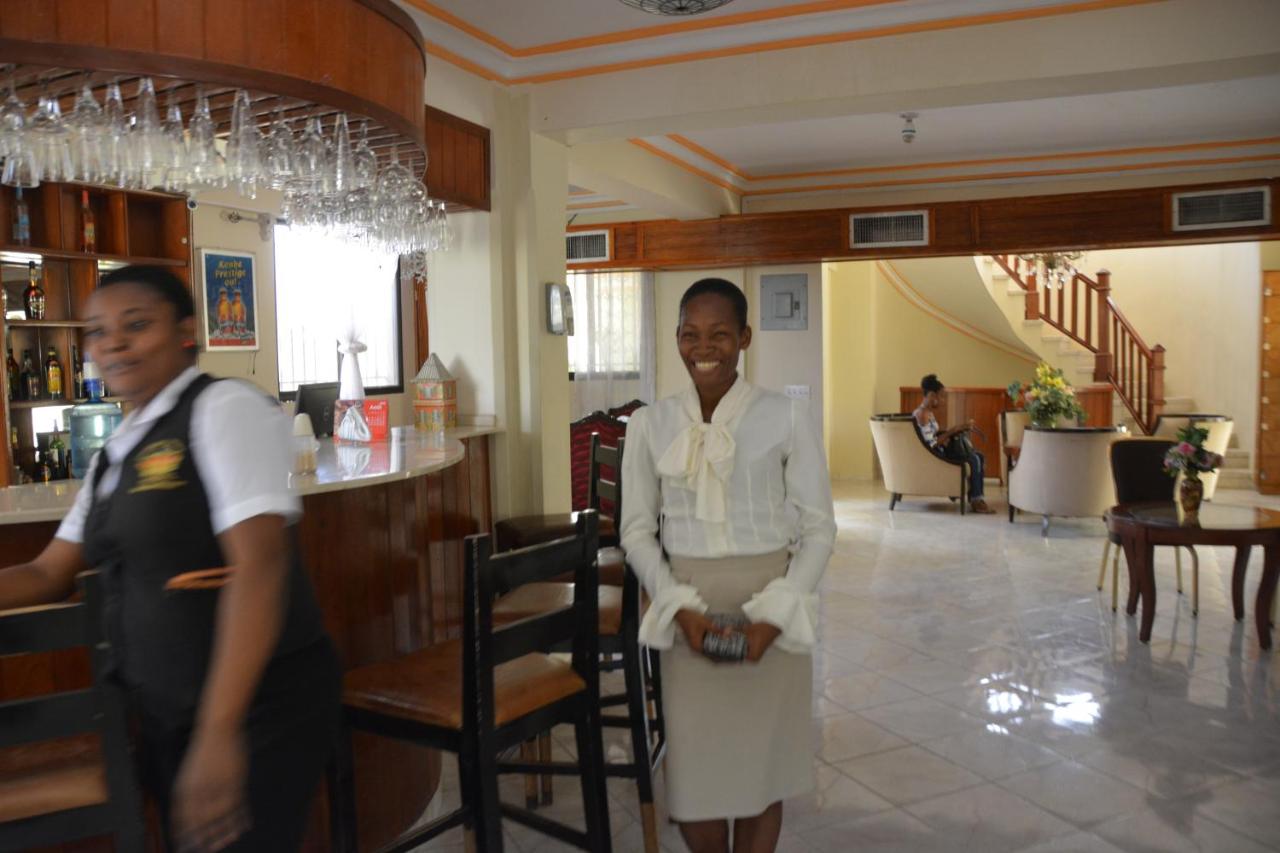 Tabarre S Palace - Housity